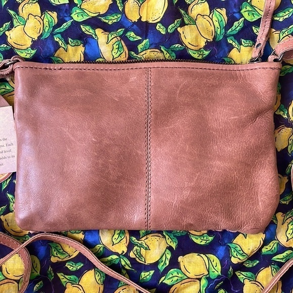 Brand New Passport to India Genuine Leather Woven Zipper Vintage Crossbody Purse - Picture 7 of 15